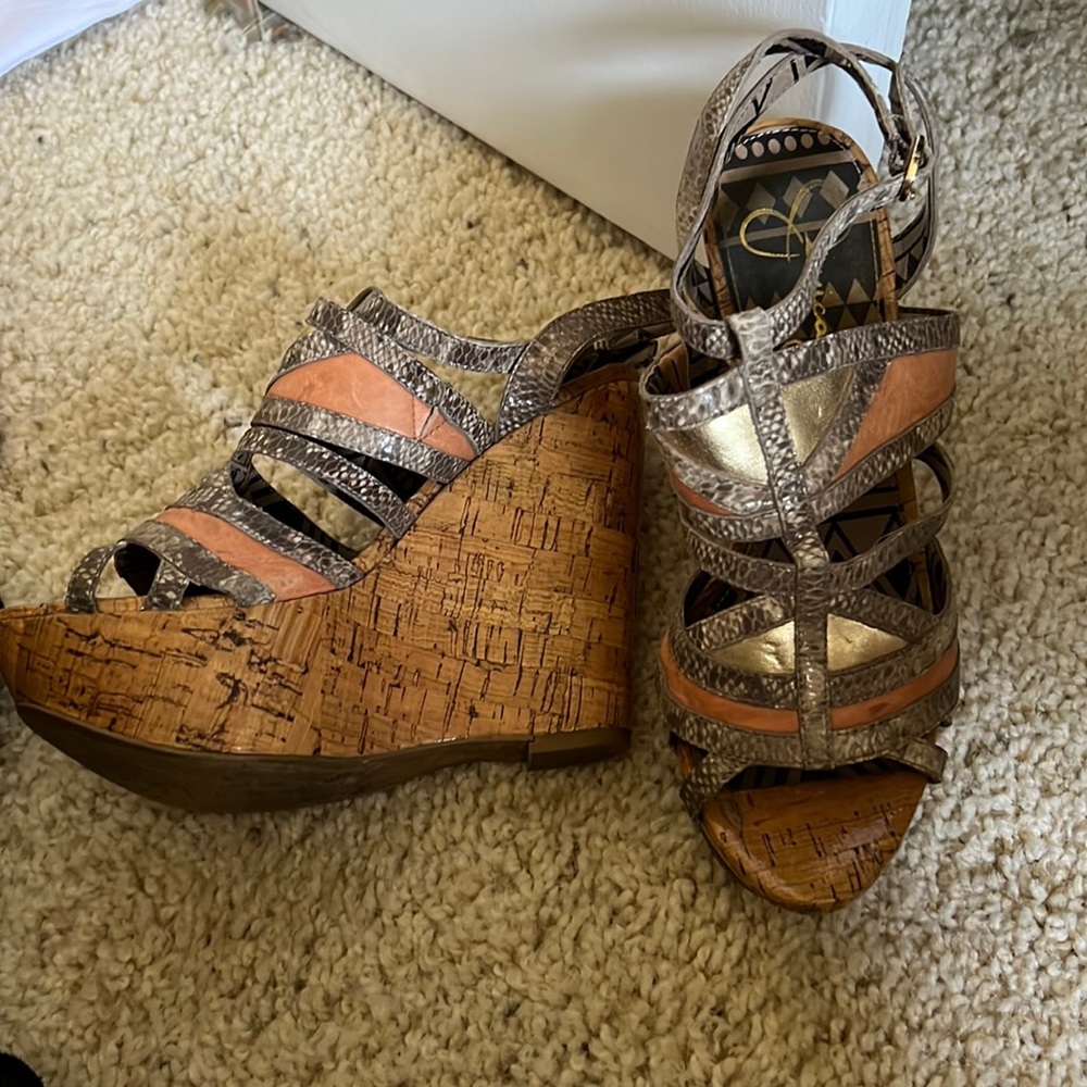 Jessica Simpson wedges